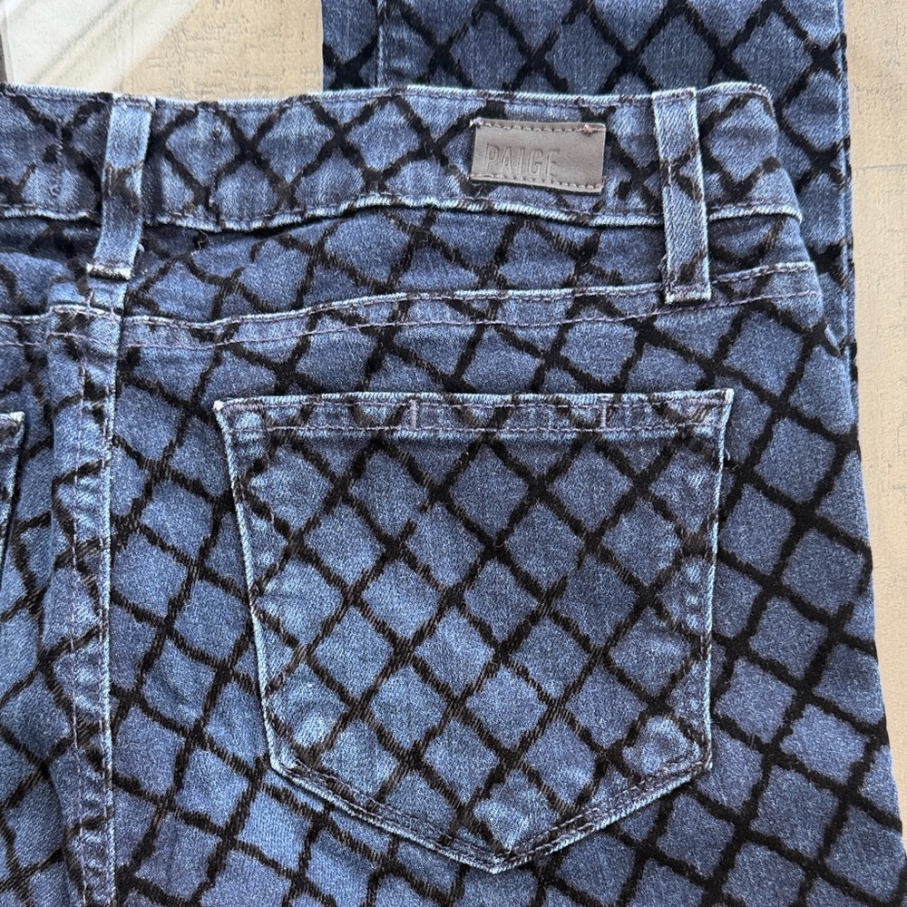PAIGE Verdugo Ultra Skinny Blue and Black Checkered Jeans. Have wear on Knees. - Picture 6 of 8
